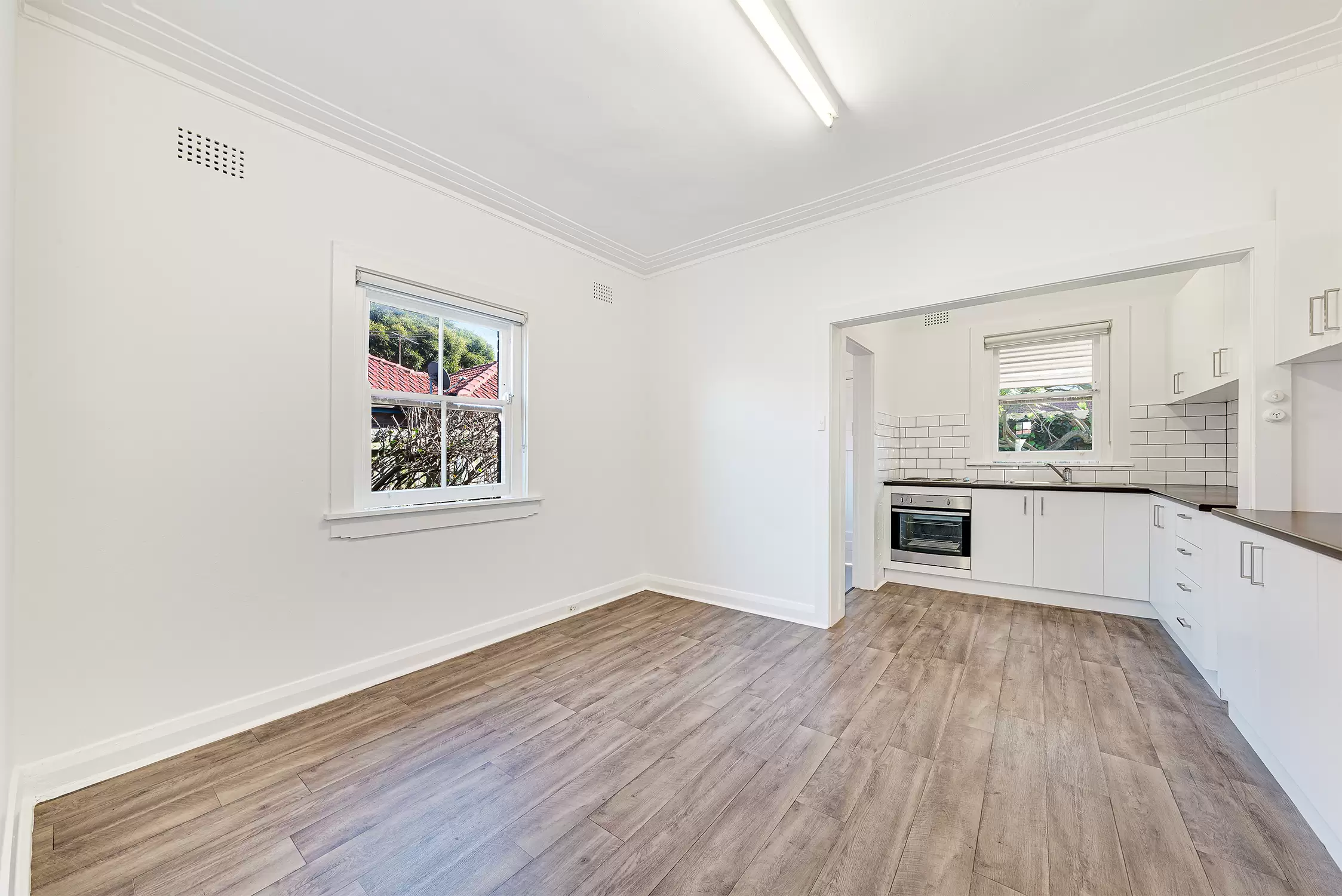 18 Moverly Road, Maroubra For Lease by Raine & Horne Randwick | Coogee | Clovelly - image 3