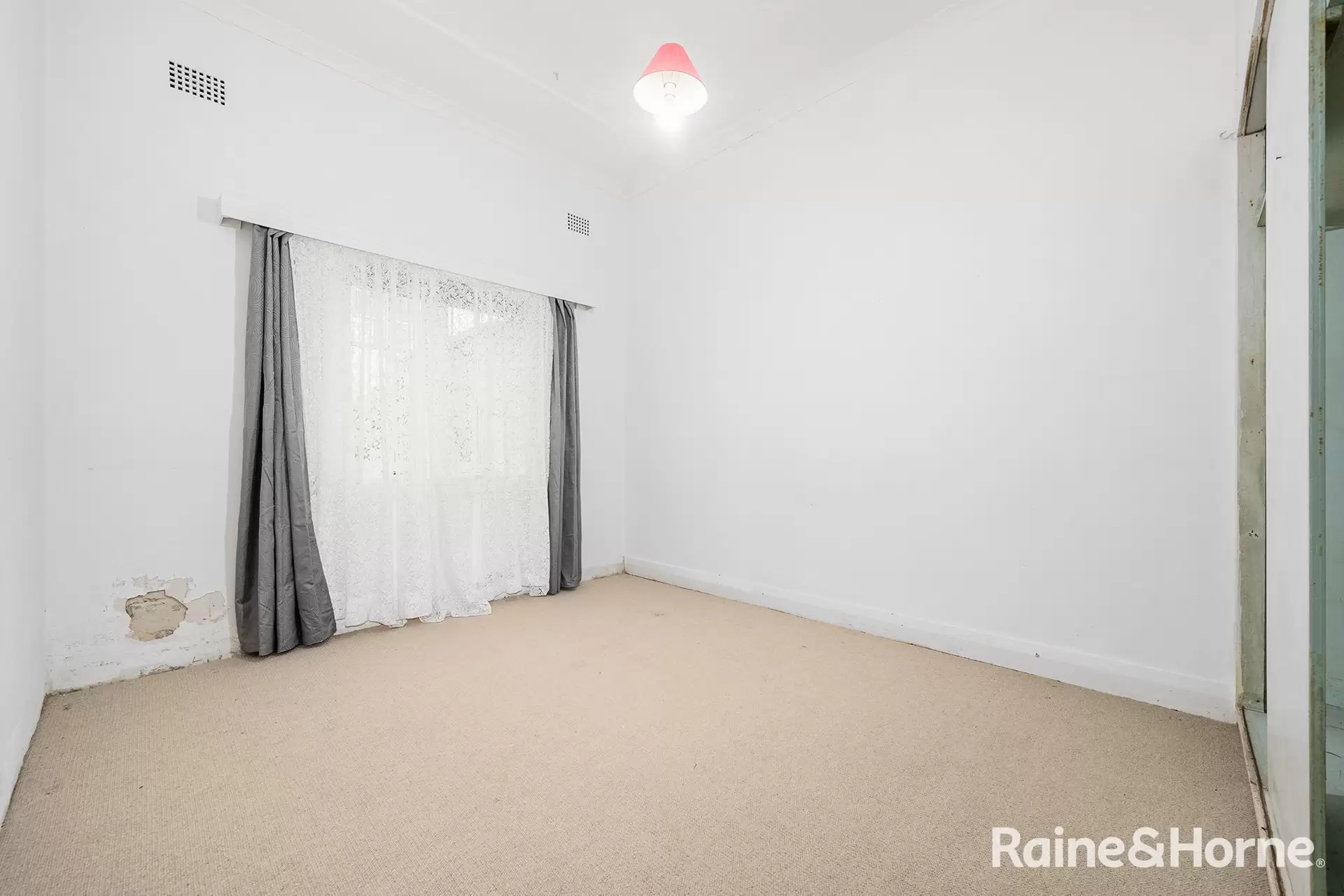 42 Chaleyer Street, Rose Bay Auction by Raine & Horne Randwick | Coogee | Clovelly - image 1