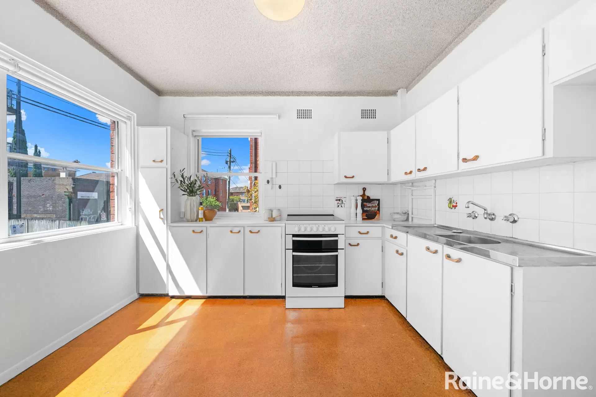 1/163 Avoca Street, Randwick Sold by Raine & Horne Randwick | Coogee | Clovelly - image 1