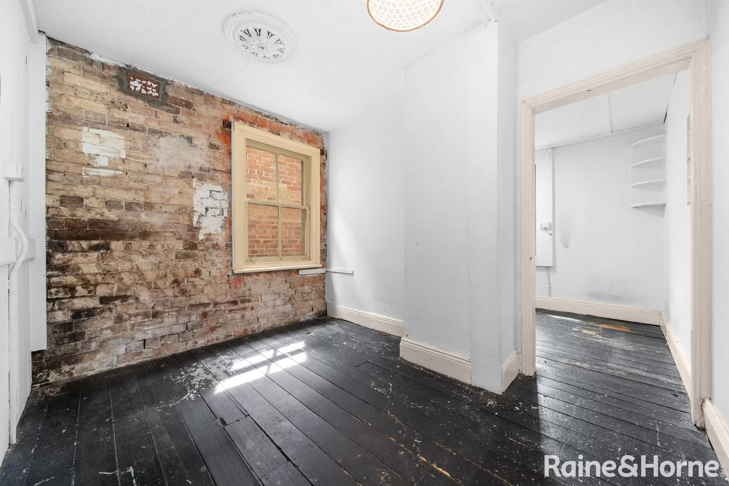 106 Oxford Street, Woollahra Sold by Raine & Horne Randwick | Coogee | Clovelly - image 8