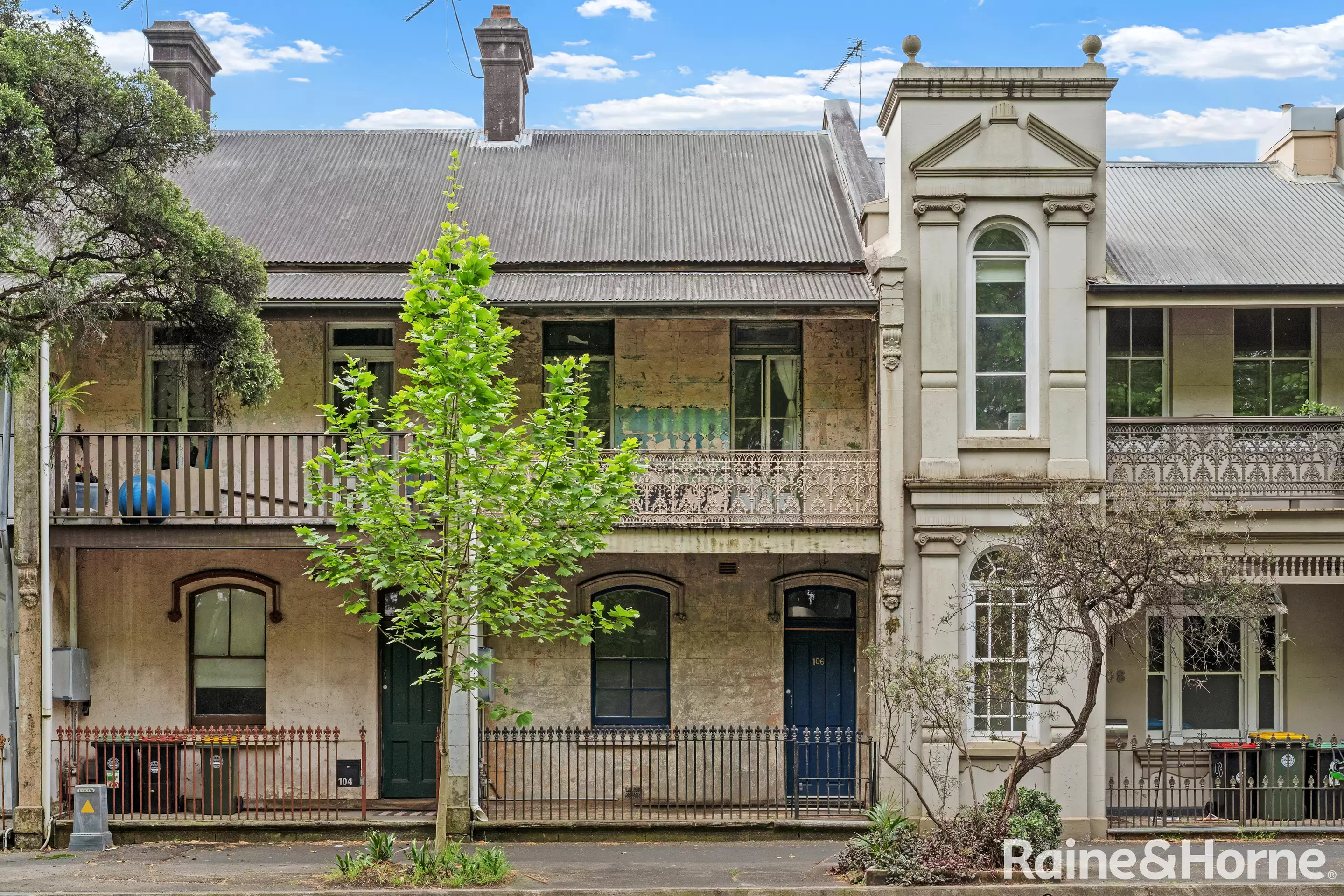106 Oxford Street, Woollahra Sold by Raine & Horne Randwick | Coogee | Clovelly - image 1