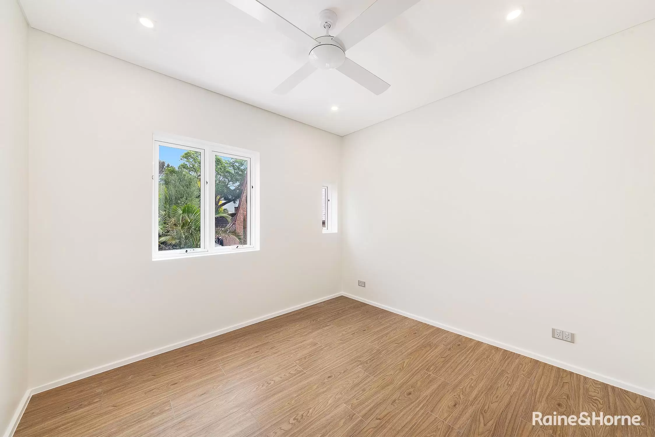 7/3 Gurner Street, Paddington For Lease by Raine & Horne Randwick | Coogee | Clovelly - image 3