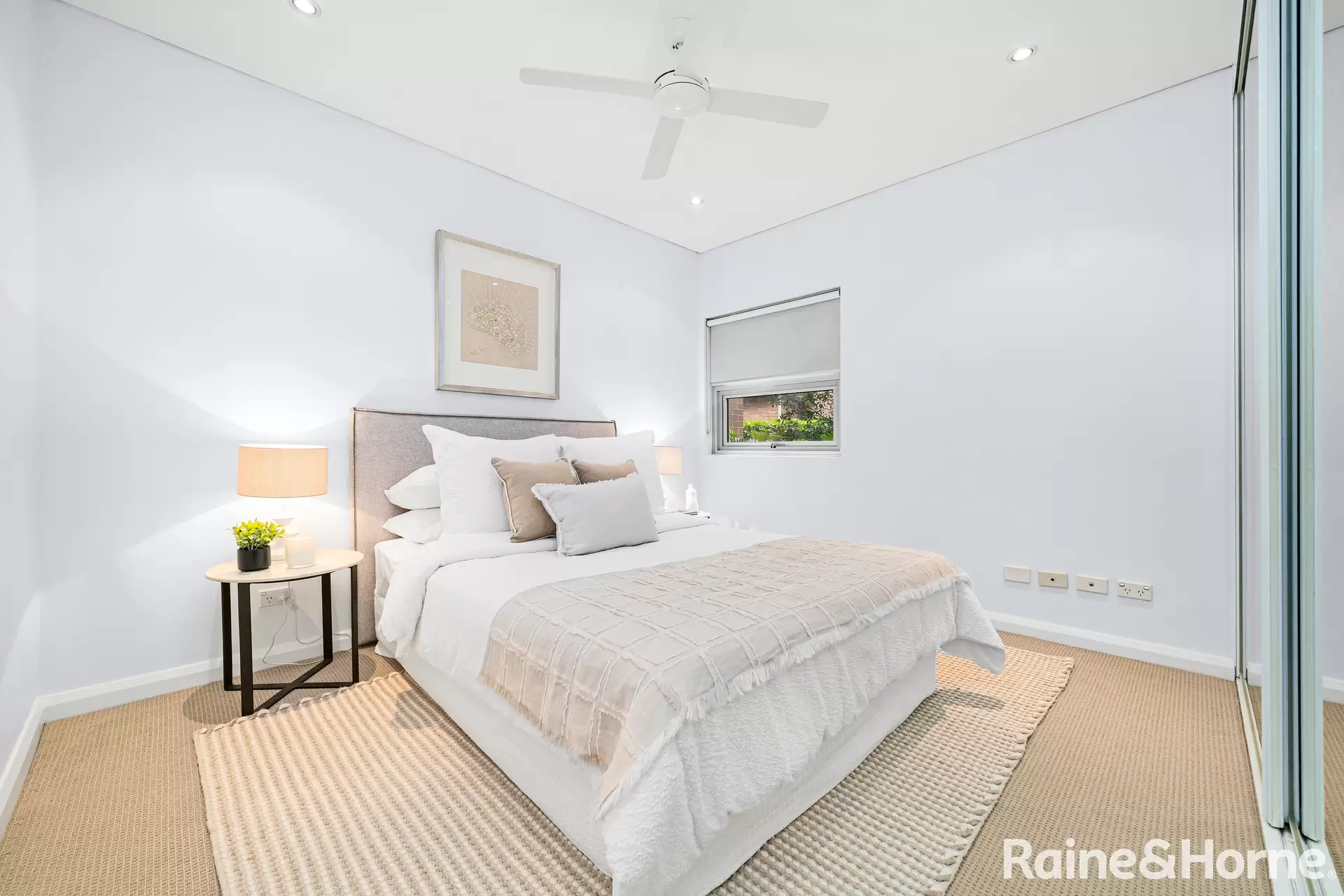 6/34 Avoca Street, Randwick Auction by Raine & Horne Randwick | Coogee | Clovelly - image 1