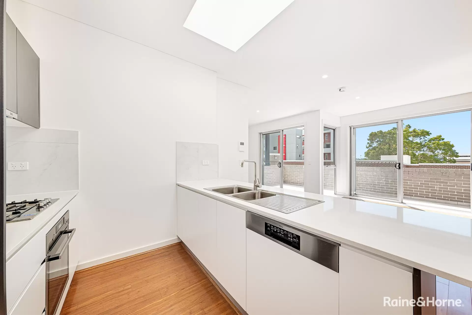 64/18-22A Hope Street, Rosehill For Lease by Raine & Horne Randwick | Coogee | Clovelly - image 1