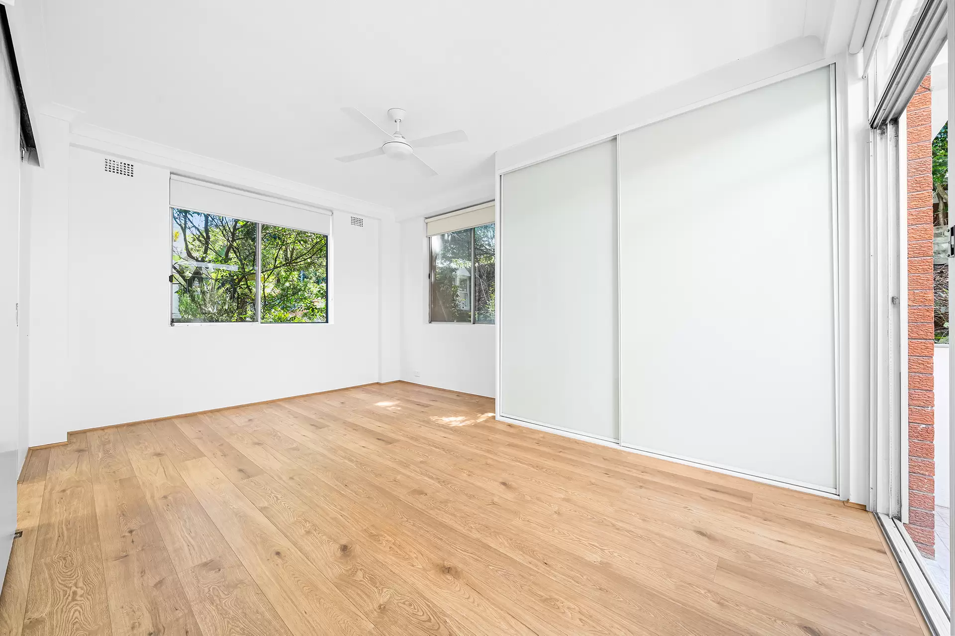4/99 Carrington Road, Coogee For Lease by Raine & Horne Randwick | Coogee | Clovelly - image 1