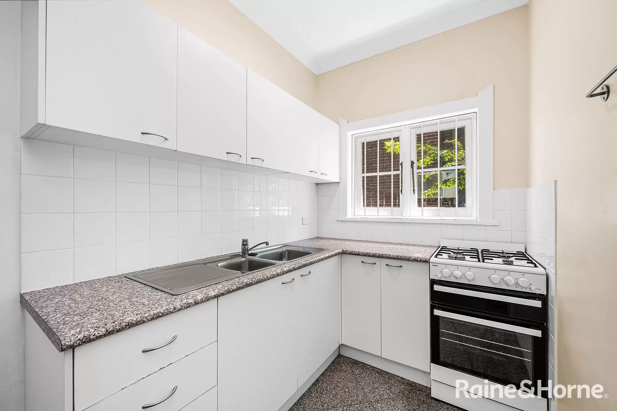 3/36 Keith Street, Clovelly For Lease by Raine & Horne Randwick | Coogee | Clovelly - image 4