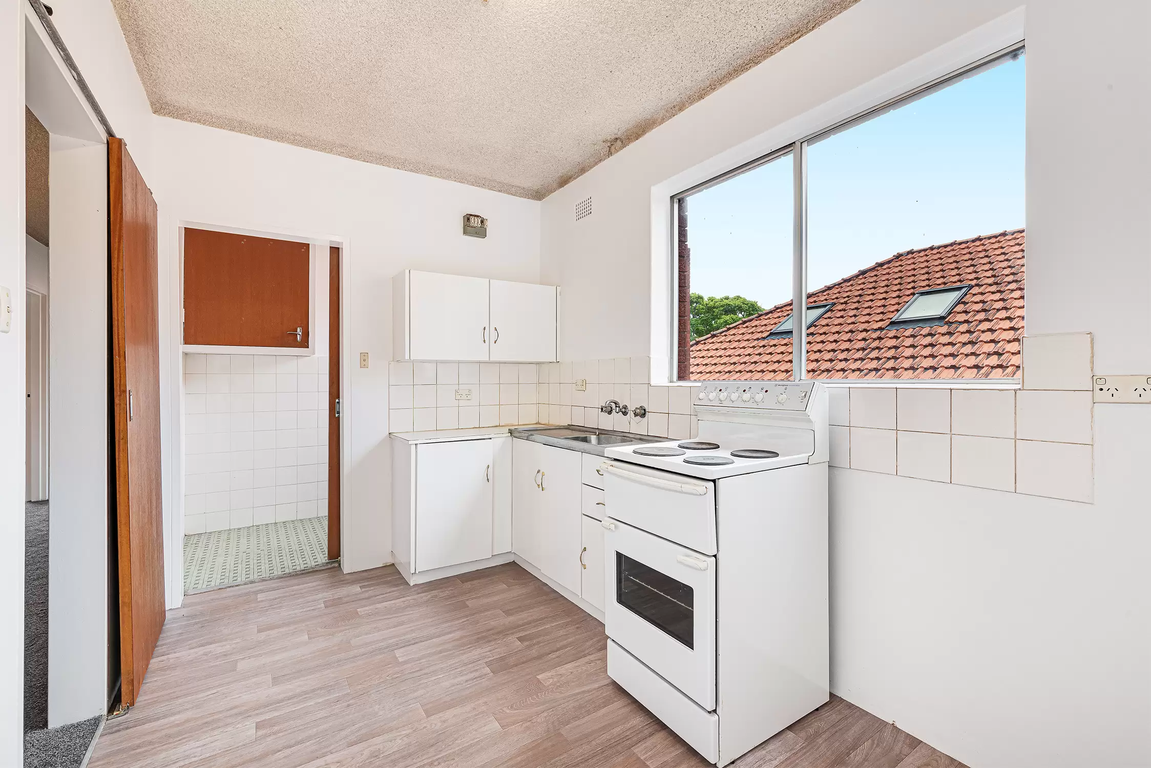 1/93 Wentworth Street, Randwick For Lease by Raine & Horne Randwick | Coogee | Clovelly - image 2