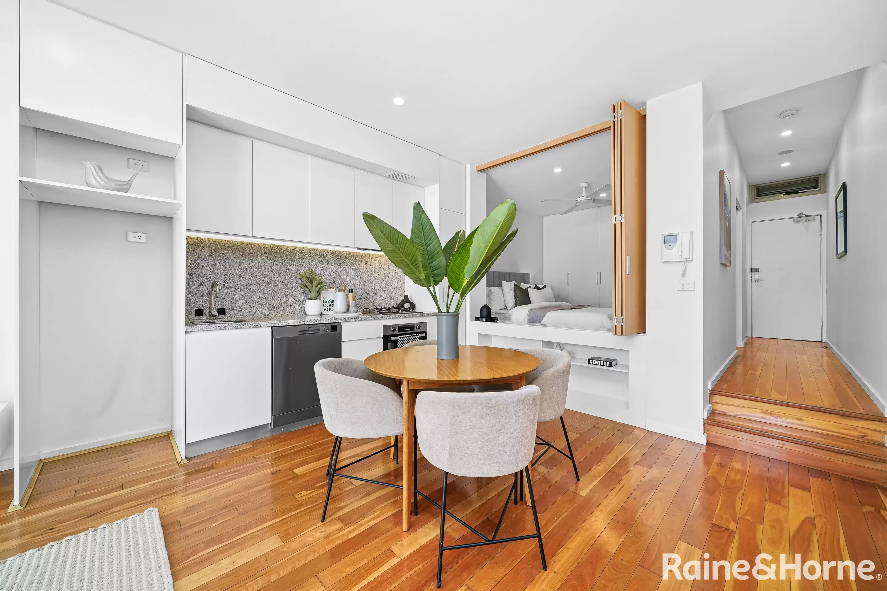 103/10-20 Anzac Parade, Kensington For Sale by Raine & Horne Randwick | Coogee | Clovelly - image 5