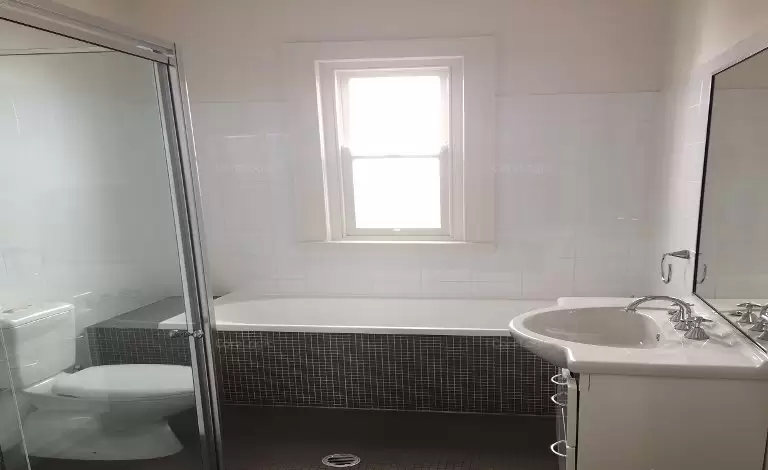 166 Carrington Road, Waverley For Lease by Raine & Horne Randwick | Coogee | Clovelly - image 4