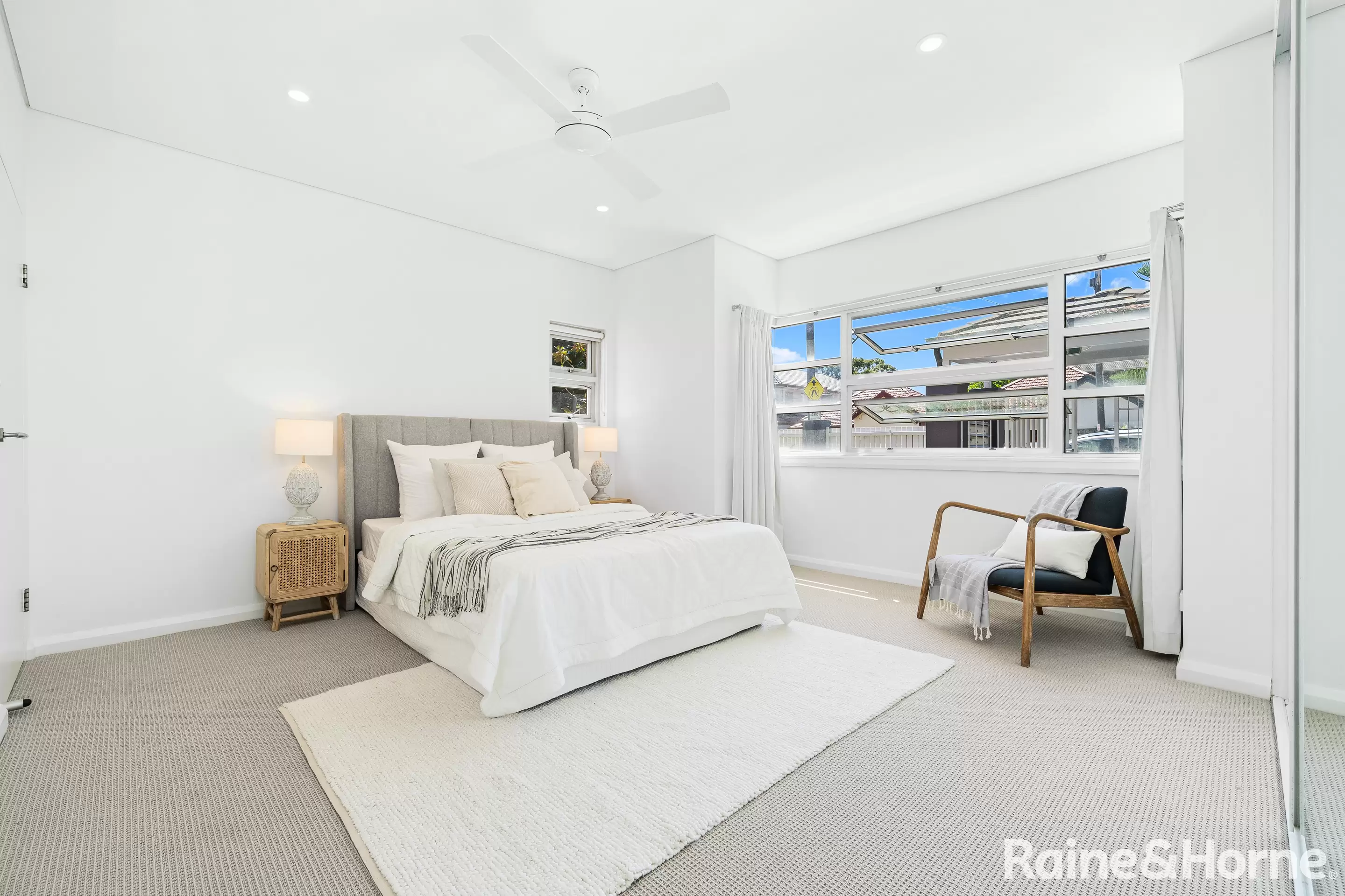 1/34 Avoca Street, Randwick Auction by Raine & Horne Randwick | Coogee | Clovelly - image 4