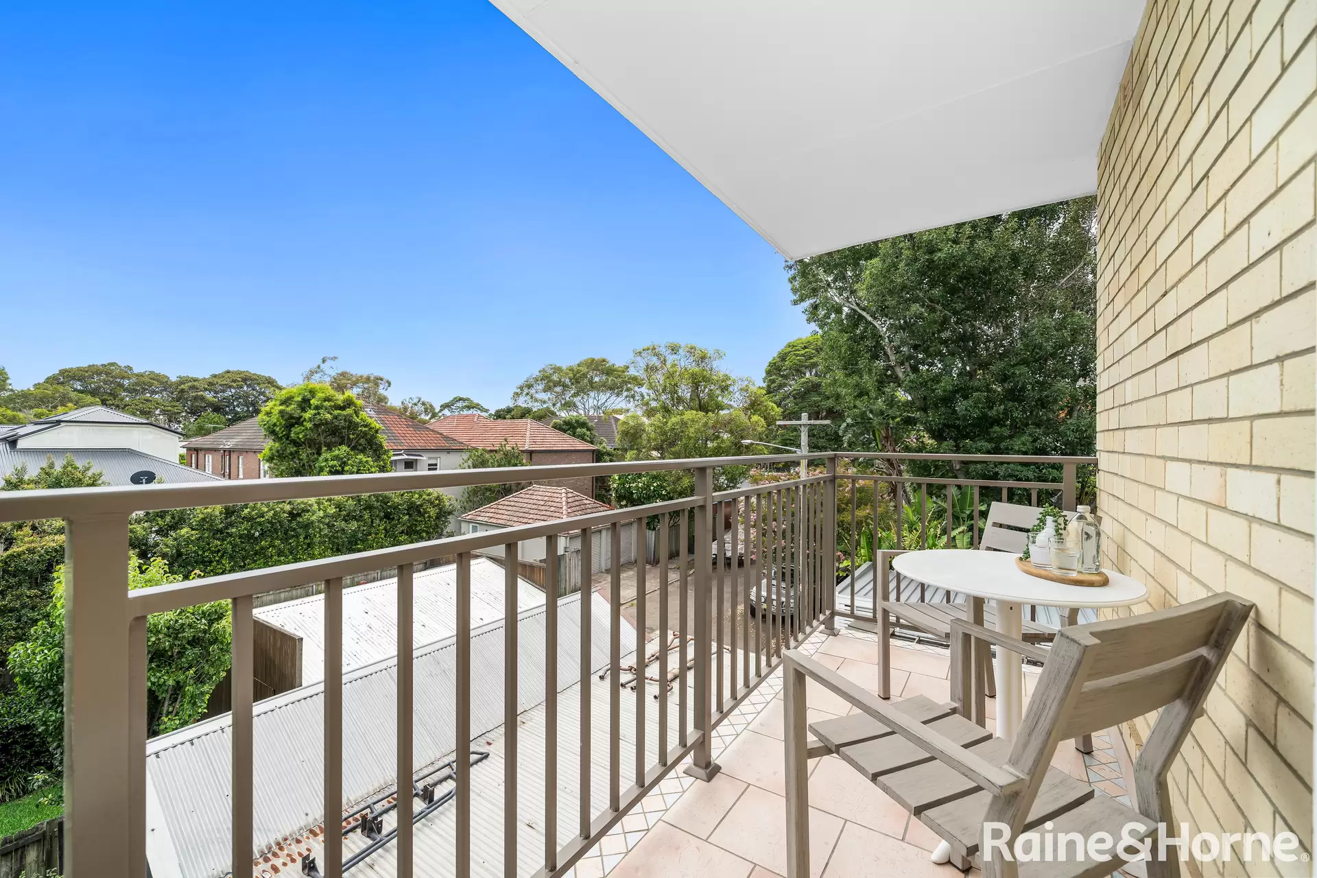 12/26 Lugar Street, Bronte Auction by Raine & Horne Randwick | Coogee | Clovelly - image 1
