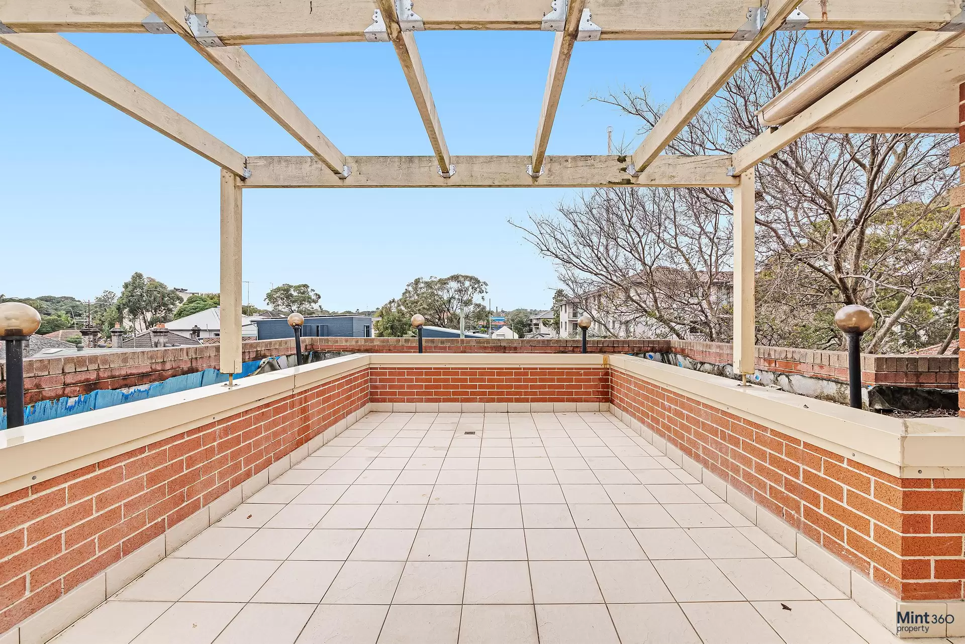 1/64 Anzac Parade, Kensington Leased by Raine & Horne Randwick | Coogee - image 1