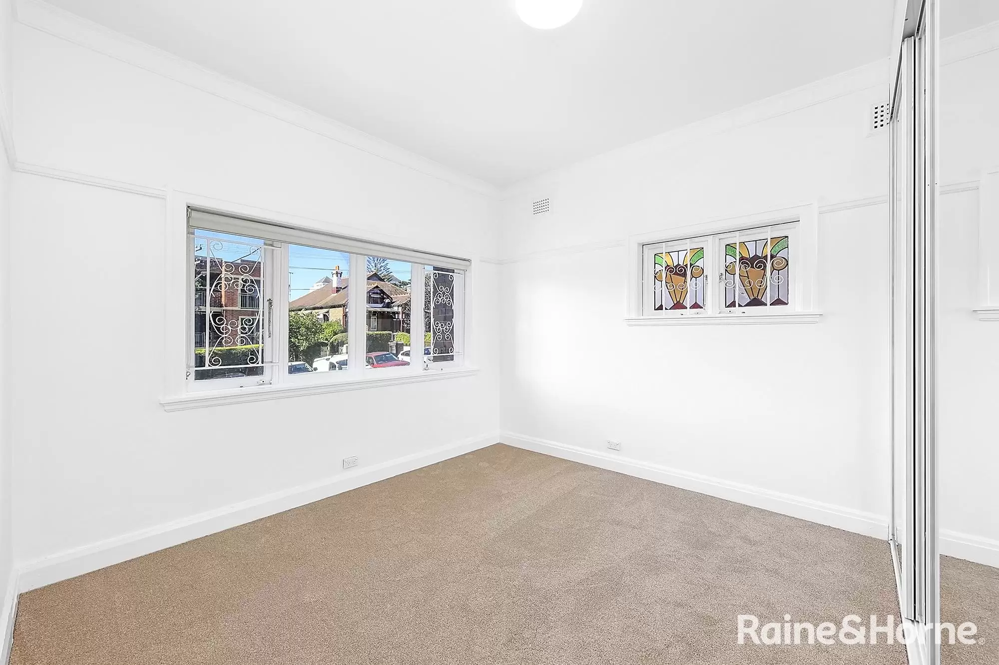 2/122 Brook Street, Coogee Leased by Raine & Horne Randwick | Coogee | Clovelly - image 3