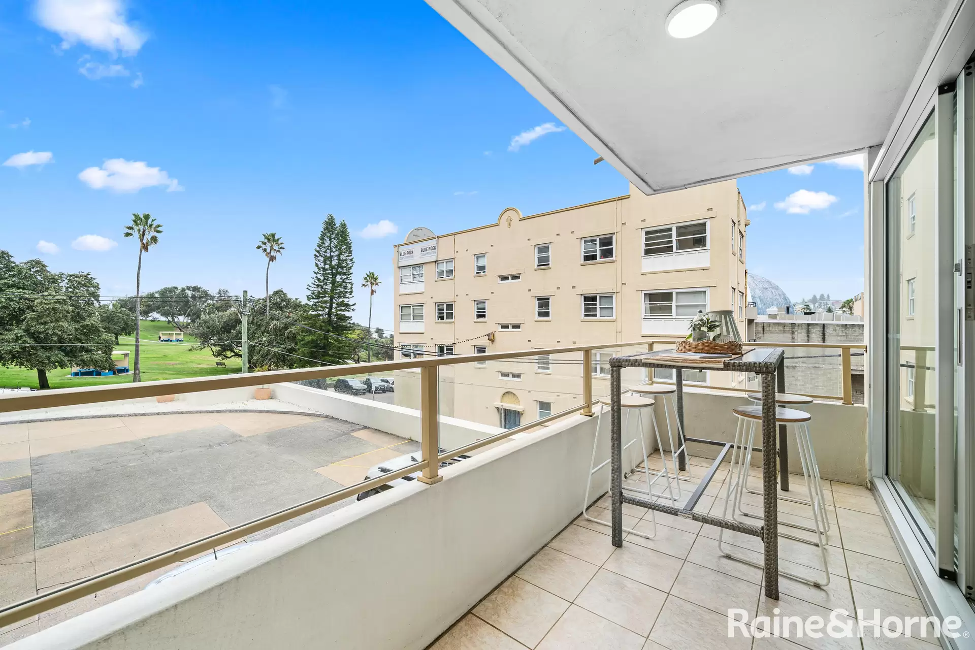2/120 Beach Street, Coogee For Sale by Raine & Horne Randwick | Coogee | Clovelly - image 1