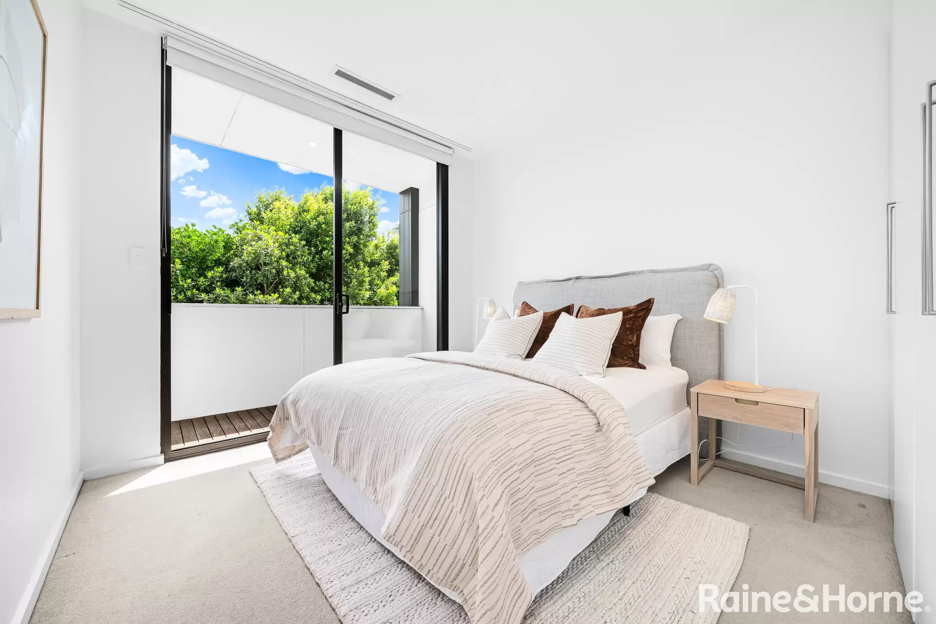 10/112 Alfred Street, Sans Souci Auction by Raine & Horne Randwick | Coogee | Clovelly - image 1