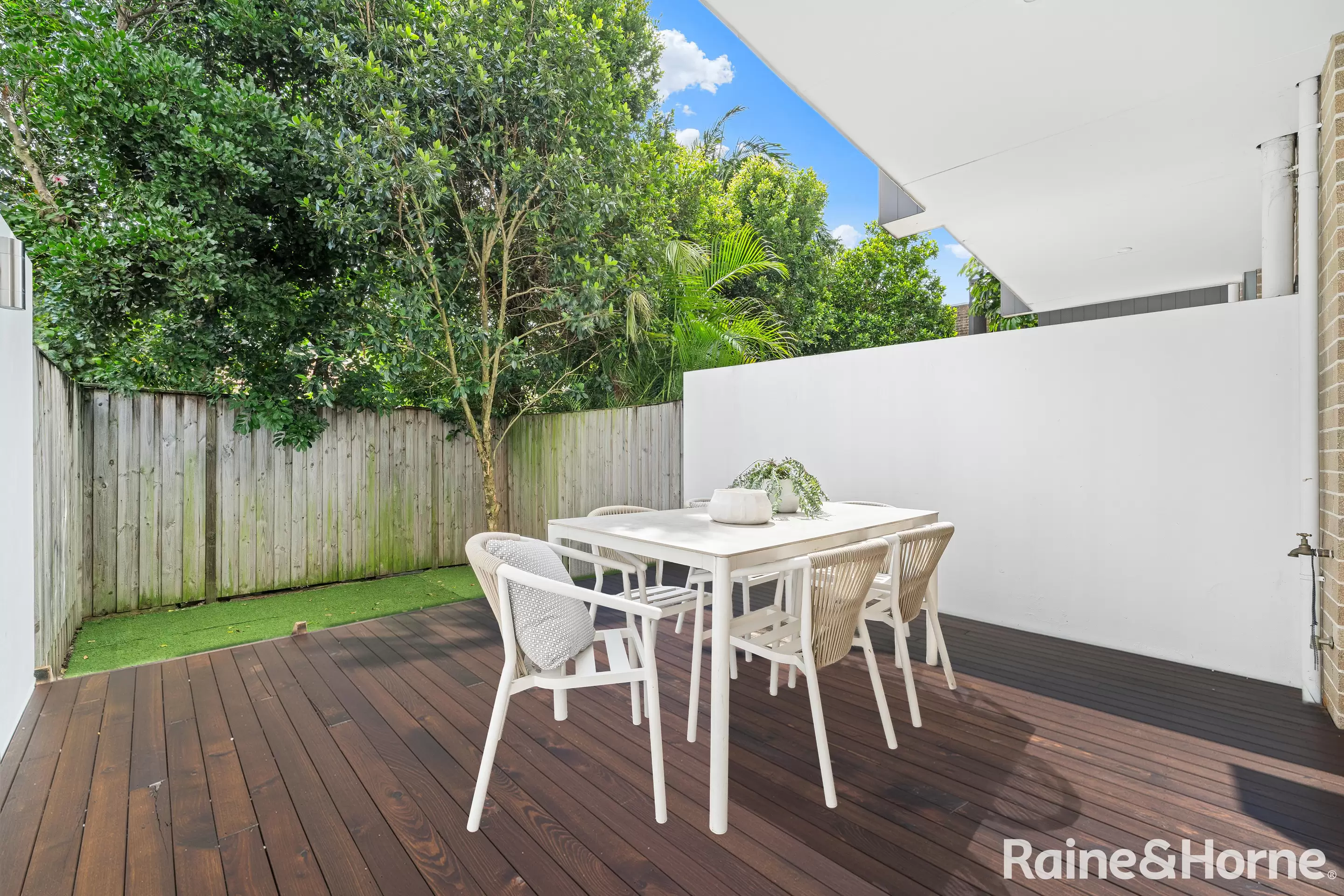 10/112 Alfred Street, Sans Souci Auction by Raine & Horne Randwick | Coogee | Clovelly - image 8