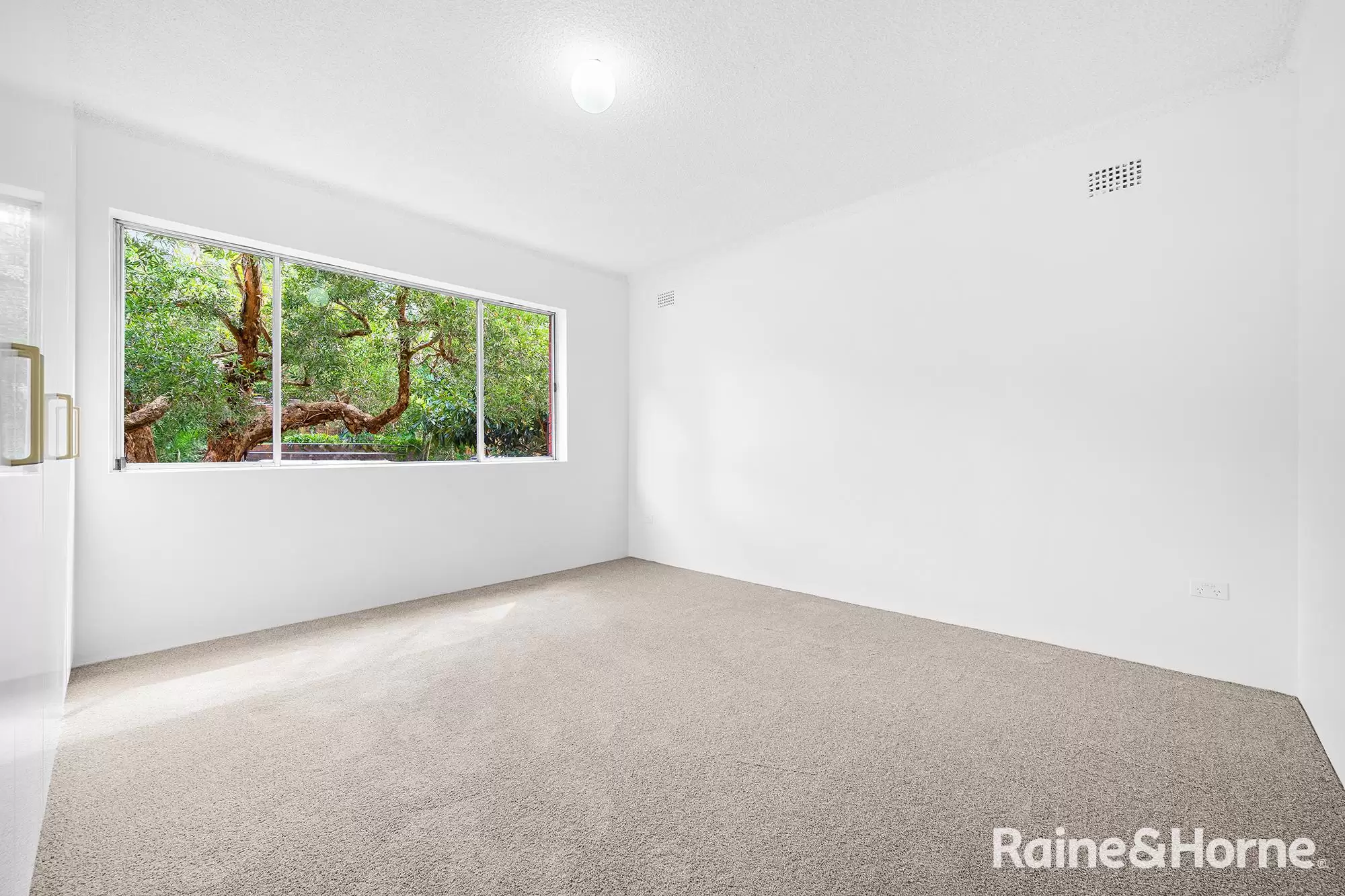 1/5 St Luke Street, Randwick Leased by Raine & Horne Randwick | Coogee | Clovelly - image 5