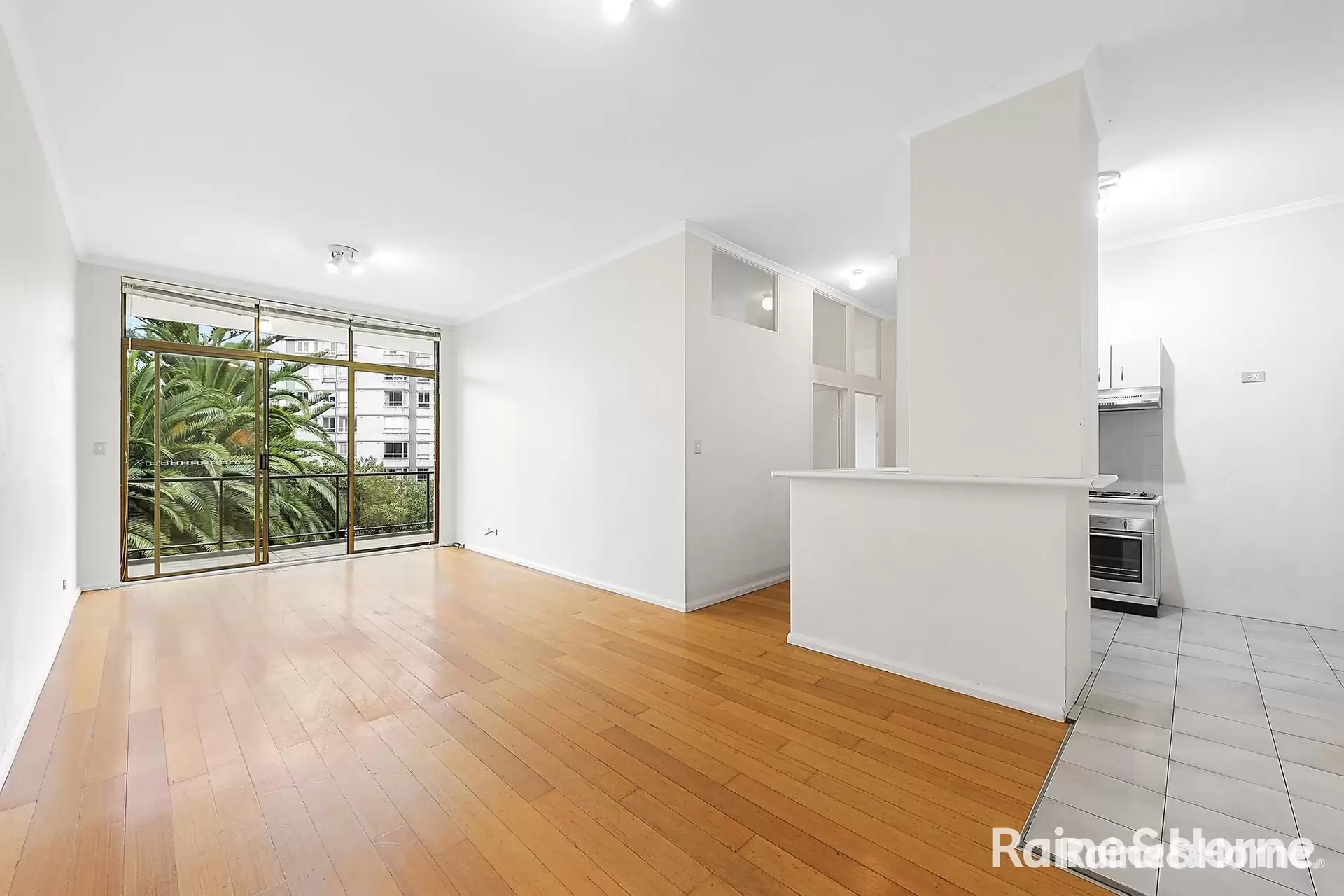 4/120a Clovelly Road, Randwick For Lease by Raine & Horne Randwick | Coogee | Clovelly - image 1