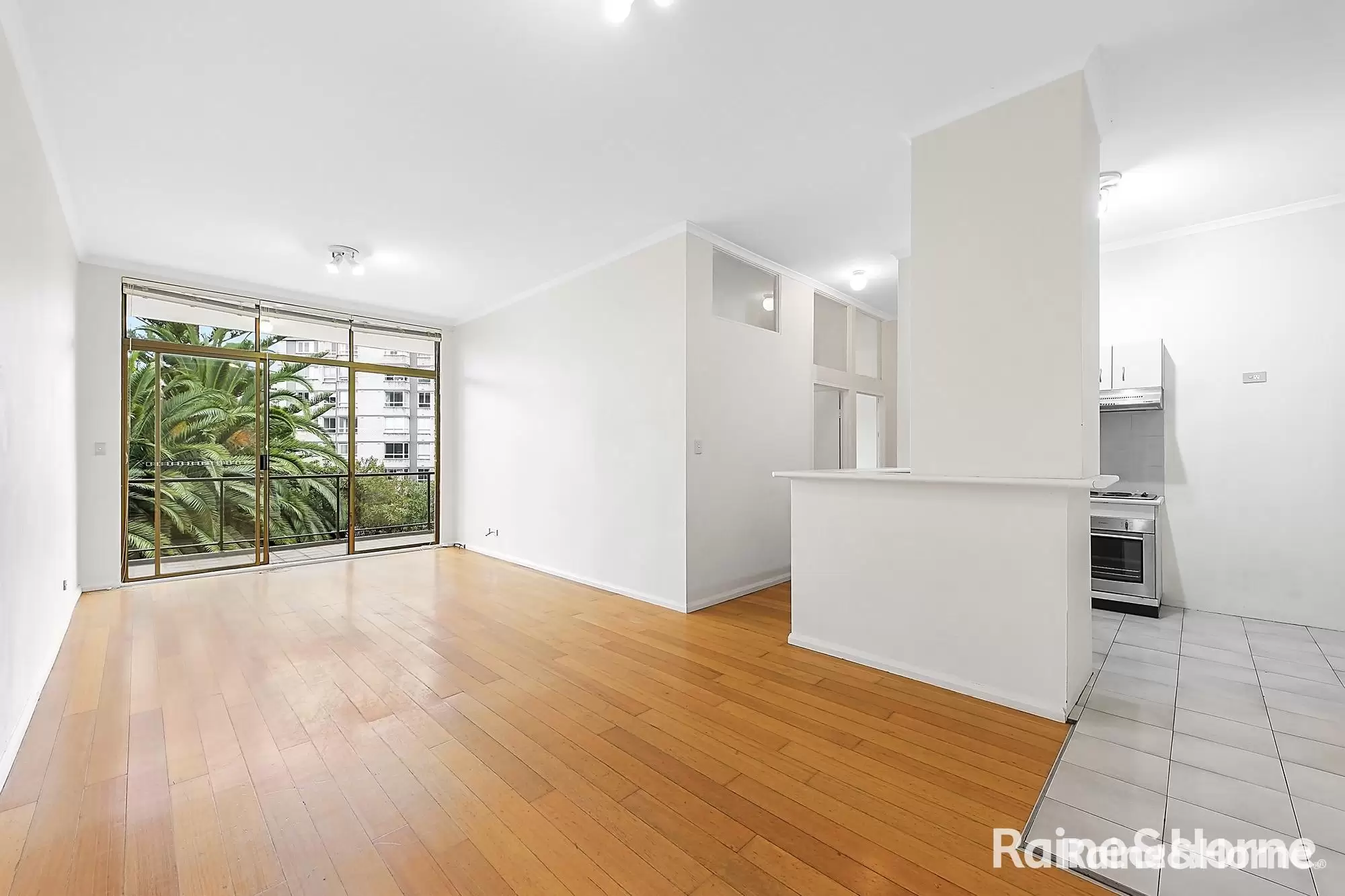 4/120a Clovelly Road, Randwick For Lease by Raine & Horne Randwick | Coogee | Clovelly - image 1