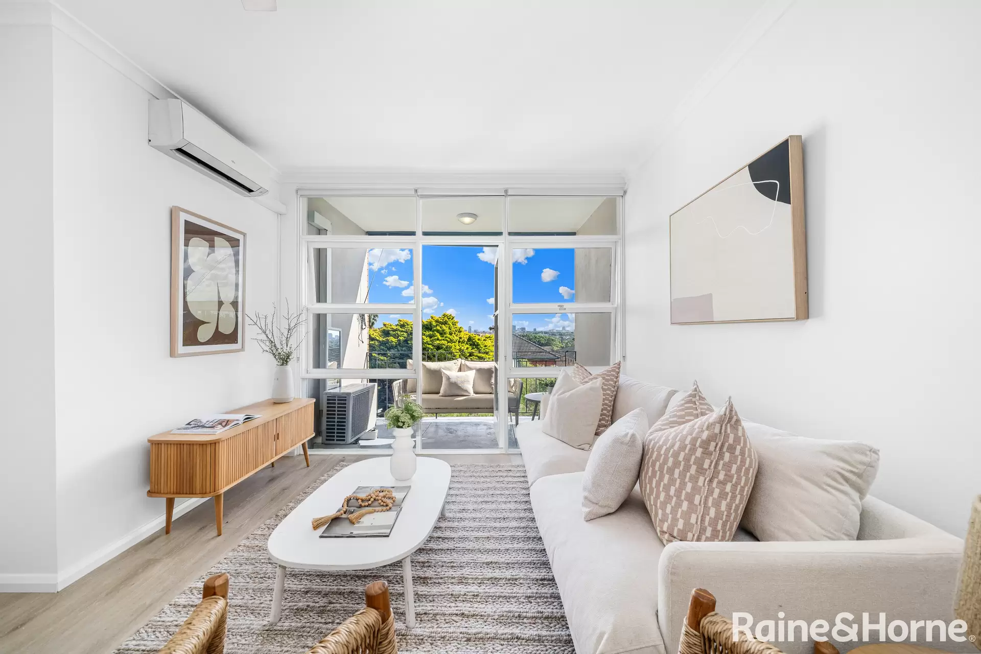 11/97-99 Wentworth Street, Randwick Auction by Raine & Horne Randwick | Coogee | Clovelly - image 1