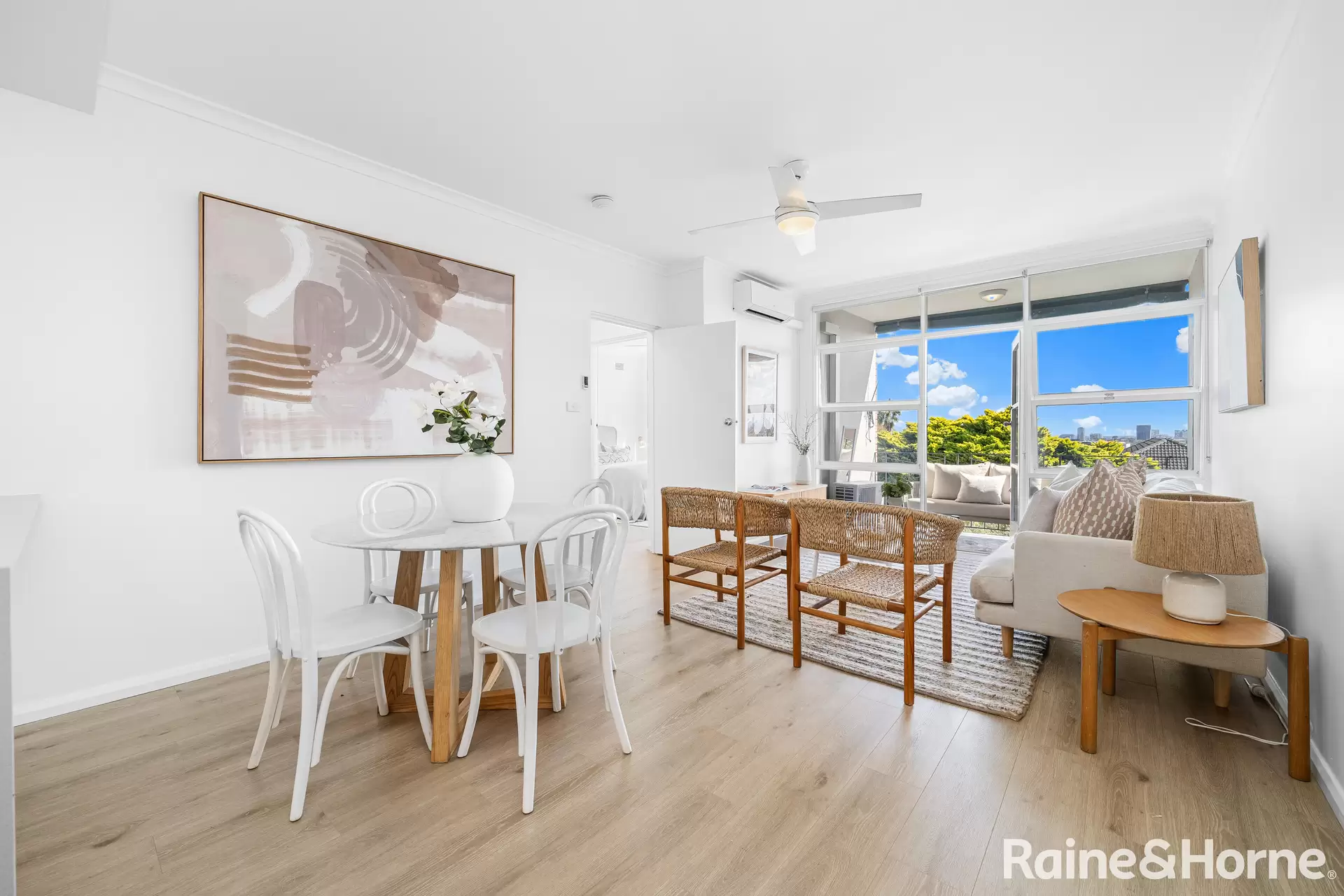 11/97-99 Wentworth Street, Randwick Auction by Raine & Horne Randwick | Coogee | Clovelly - image 1