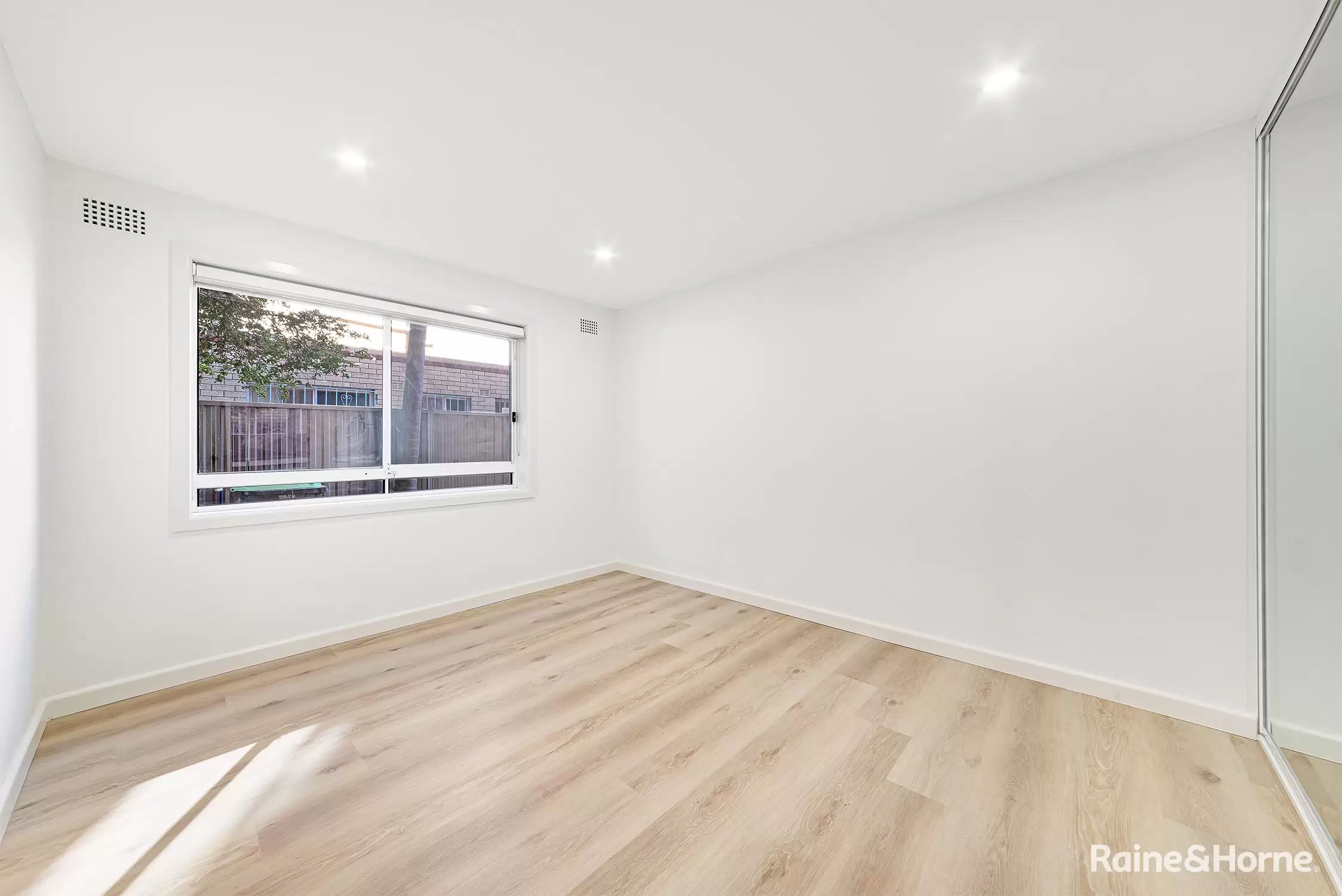 2/21 Jauncey Place, Hillsdale For Lease by Raine & Horne Randwick | Coogee | Clovelly - image 3