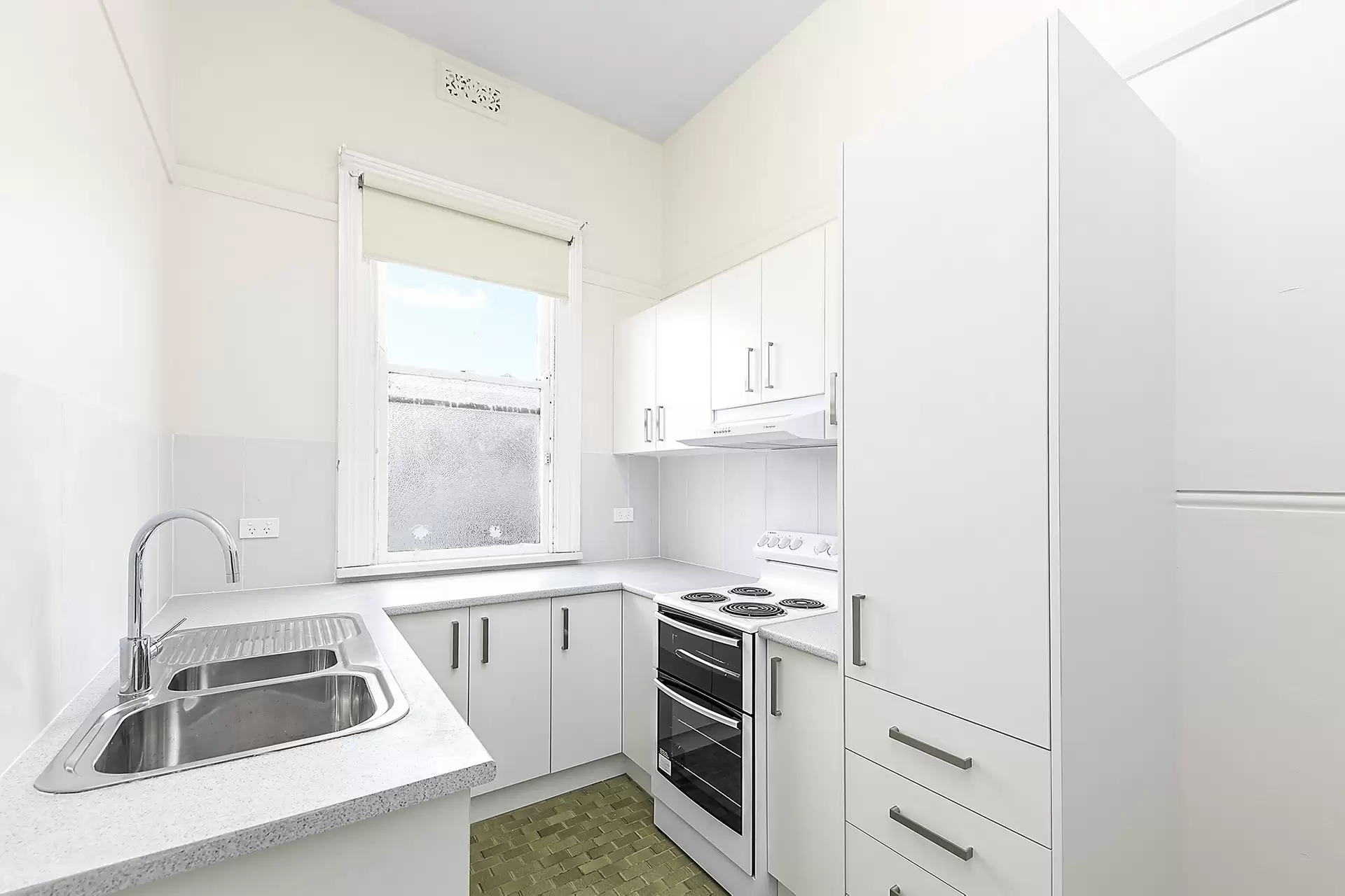 3/15 Bradley Street, Randwick For Lease by Raine & Horne Randwick | Coogee | Clovelly - image 1