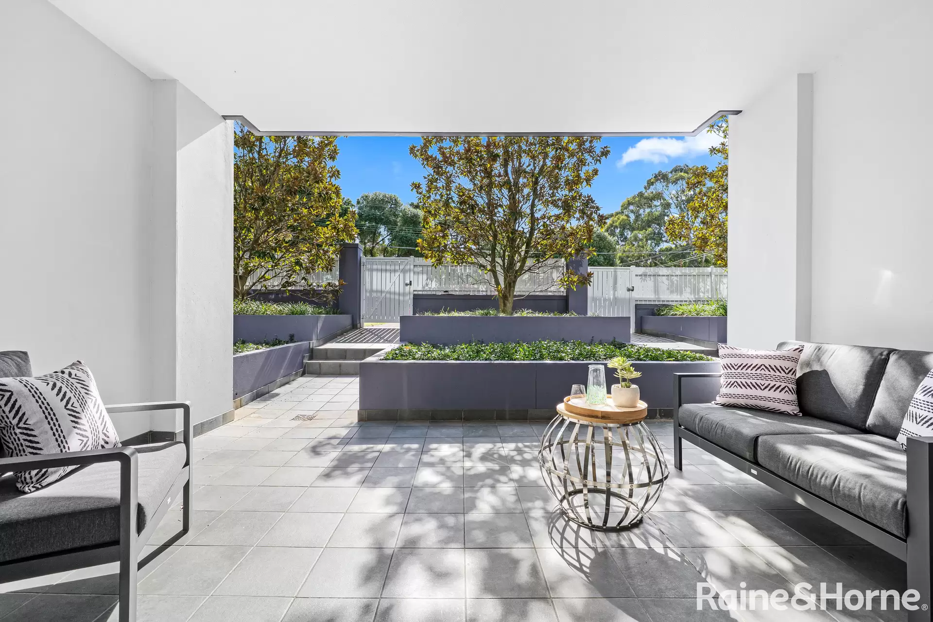 7/34 Avoca Street, Randwick Auction by Raine & Horne Randwick | Coogee | Clovelly