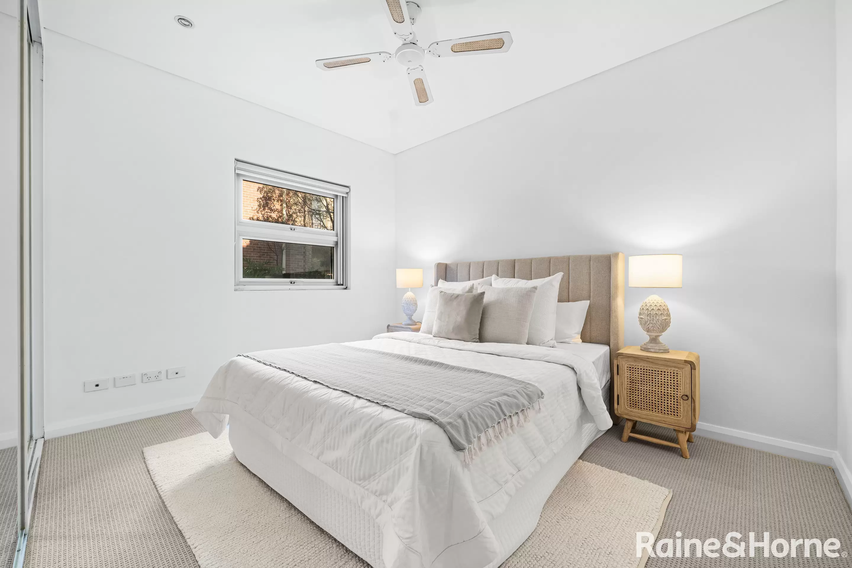 7/34 Avoca Street, Randwick Auction by Raine & Horne Randwick | Coogee | Clovelly - image 3