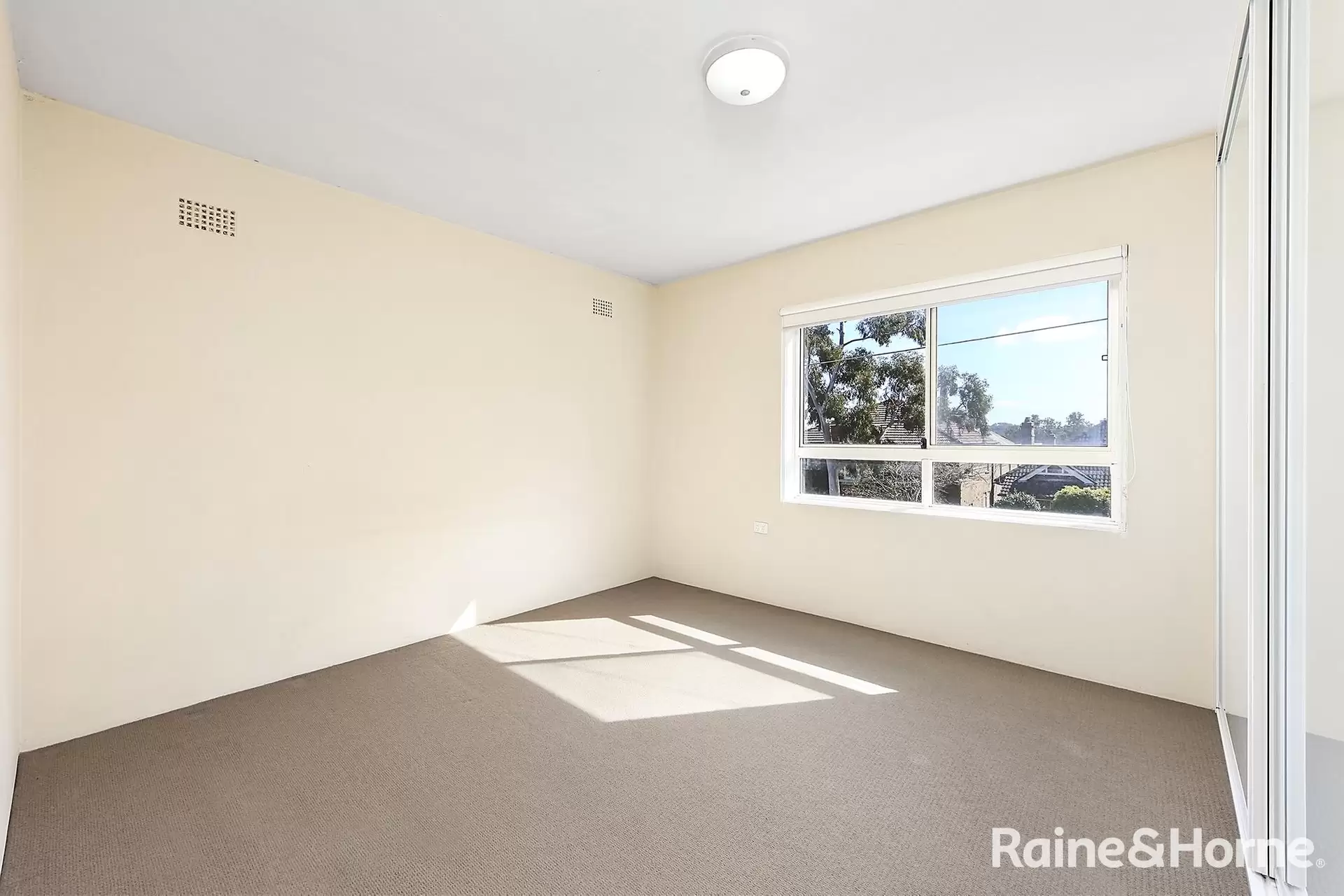 1/30 Cowper Street, Randwick Leased by Raine & Horne Randwick | Coogee | Clovelly - image 1