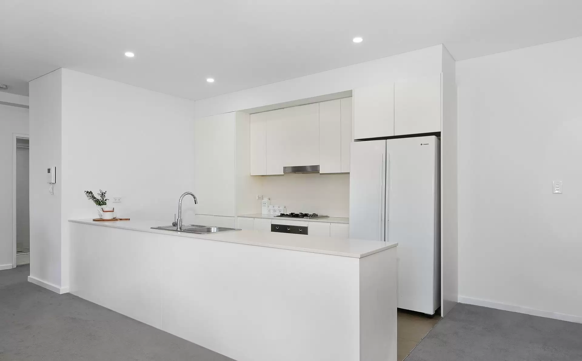 8/19 Shepherd Street, Maroubra For Lease by Raine & Horne Randwick | Coogee | Clovelly - image 2