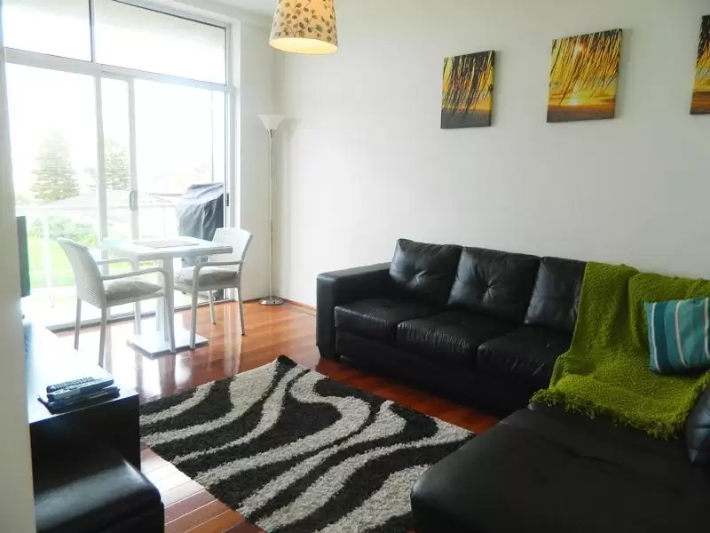 9/10 Major Street, Coogee For Lease by Raine & Horne Randwick | Coogee | Clovelly