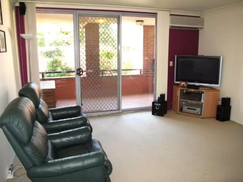 13/3-5 Kensington Road, Kensington Leased by Raine & Horne Randwick | Coogee | Clovelly - image 4