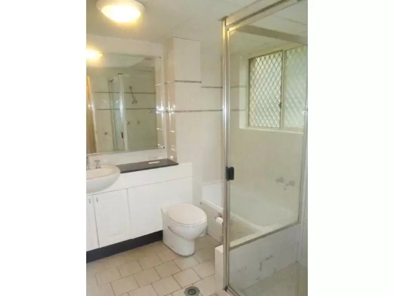 U/144-158 Alison Road, Randwick Leased by Raine & Horne Randwick | Coogee | Clovelly - image 3