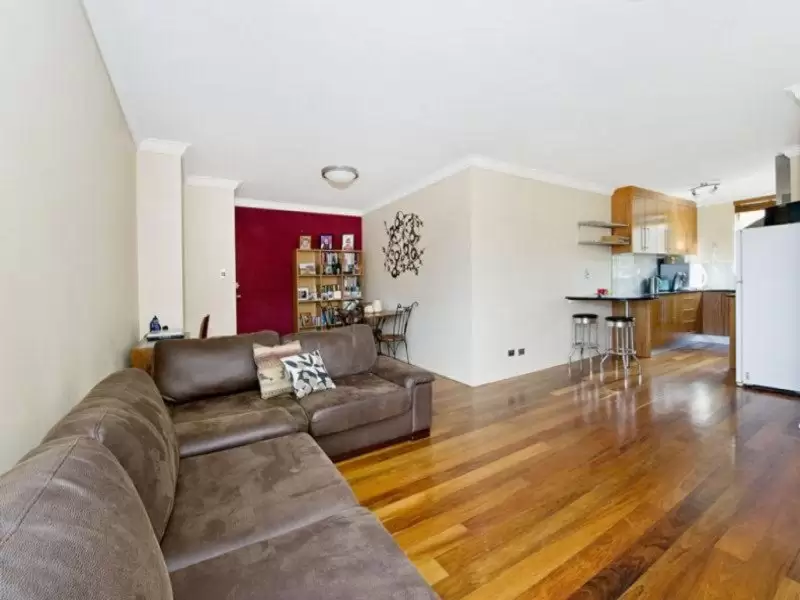 10/37 Arden Street, Coogee Leased by Raine & Horne Randwick | Coogee - image 1