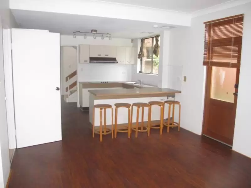 48 Glen Avenue, Randwick Leased by Raine & Horne Randwick | Coogee | Clovelly - image 1