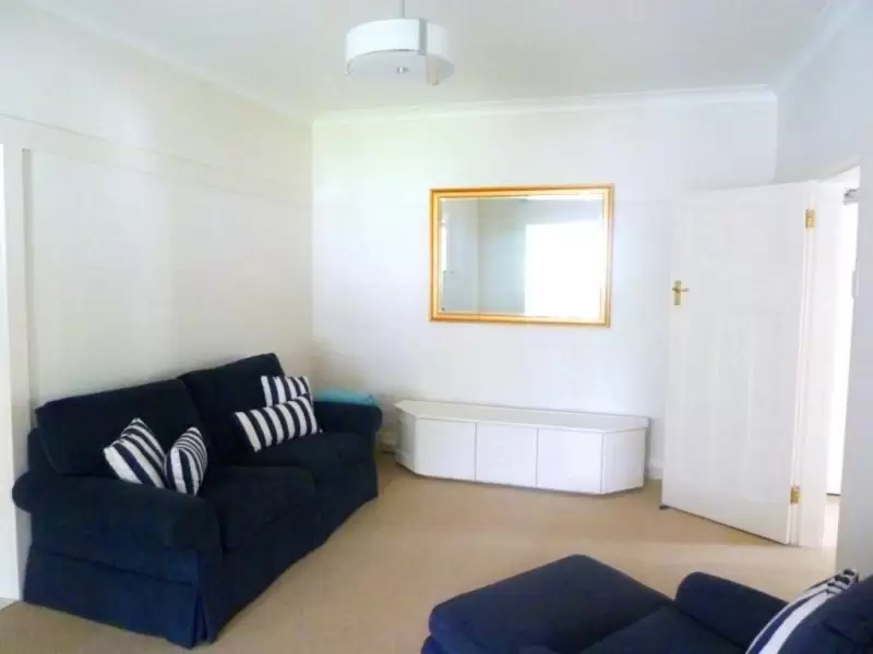 48 Coogee Bay Road, Randwick Leased by Raine & Horne Randwick | Coogee | Clovelly - image 2