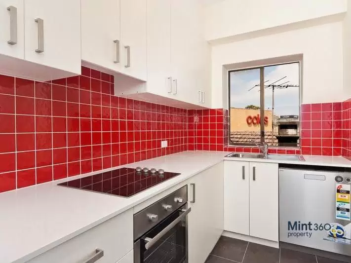 10/70 Arthur Street, Randwick Leased by Raine & Horne Randwick | Coogee | Clovelly - image 1