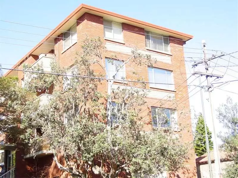 9 Kara Street, Randwick Leased by Raine & Horne Randwick | Coogee | Clovelly - image 1