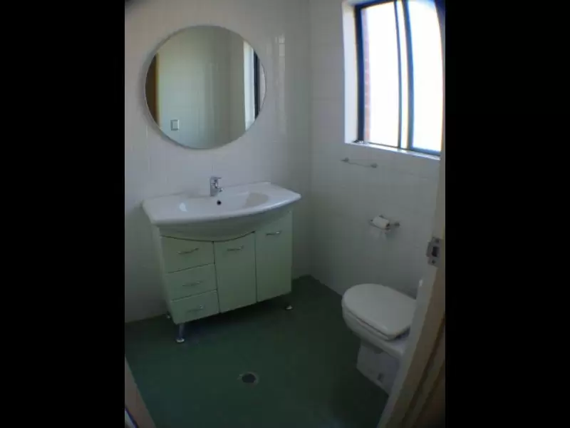 6 Dutruc Street, Randwick Leased by Raine & Horne Randwick | Coogee | Clovelly - image 3