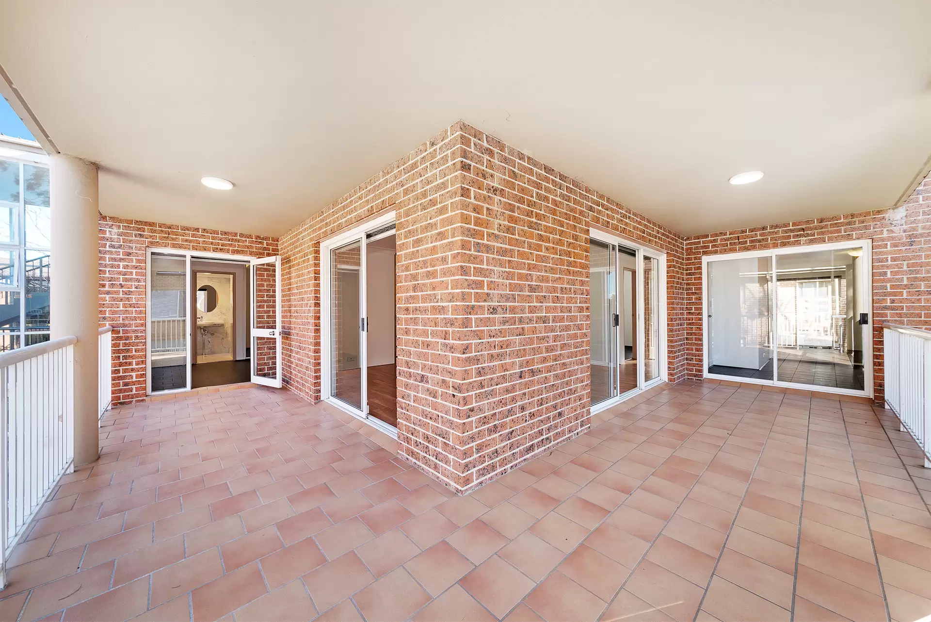 7/28-32 Boronia Street, Kensington Leased by Raine & Horne Randwick | Coogee | Clovelly - image 1