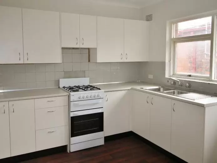 4/47 Oberon Street, Randwick For Lease by Raine & Horne Randwick | Coogee | Clovelly - image 2