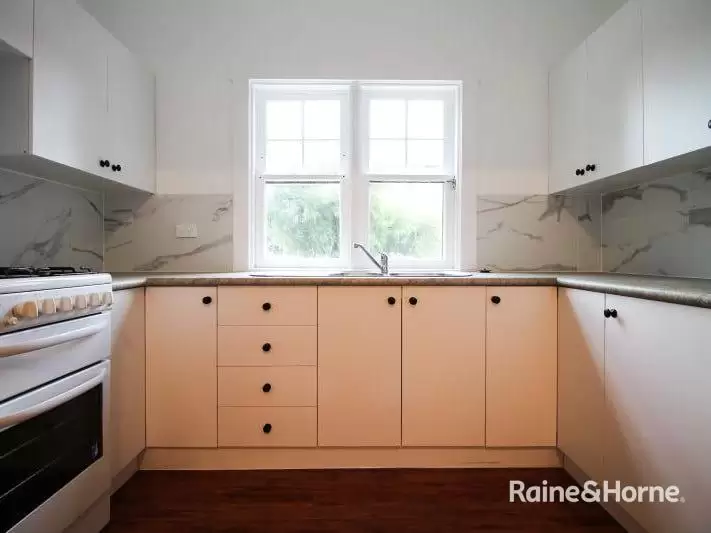 2/62 Cowper Street, Randwick Leased by Raine & Horne Randwick | Coogee | Clovelly - image 3